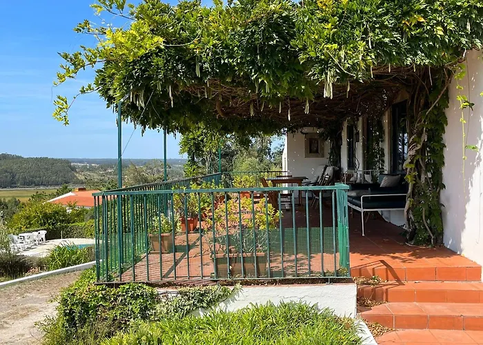 Casa Da Quinta Do Outeiro * Reveles (Montemor-o-Velho)